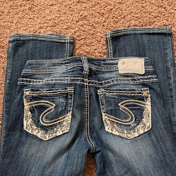 Silver Jeans - Picture 2 of 5